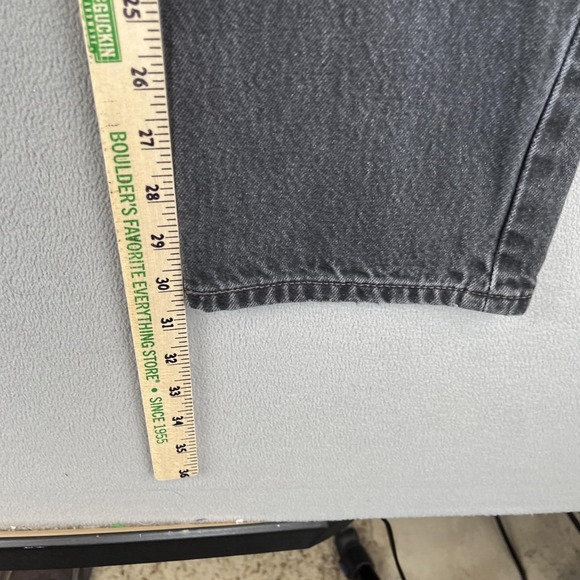 Levis 501 Jeans Mens 26x30 Black Straight Leg Button Fly 100% Cotton Tag 29x34 - Picture 7 of 9